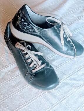 Aetrex Women's Dana Lace Up Leather Oxford Shoes Women size 8.5 (note markings)